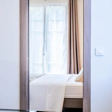 Rare ! Rez-de-jardin 10 Minutes A Pied Du Centre - Rare ! Rez-de-jardin 10 Minutes A Pied Du Centre Mae-2413