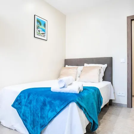Rare ! Rez-de-jardin 10 Minutes A Pied Du Centre - Rare ! Rez-de-jardin 10 Minutes A Pied Du Centre Mae-2413 *