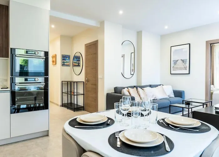 Rare ! Rez-de-jardin 10 Minutes A Pied Du Centre - Rare ! Rez-de-jardin 10 Minutes A Pied Du Centre Mae-2413 Apartament *