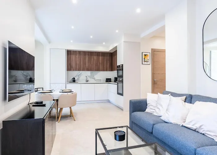 Rare ! Rez-de-jardin 10 Minutes A Pied Du Centre - Rare ! Rez-de-jardin 10 Minutes A Pied Du Centre Mae-2413 *