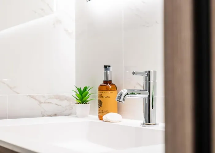 Apartament Rare ! Rez-de-jardin 10 Minutes A Pied Du Centre - Rare ! Rez-de-jardin 10 Minutes A Pied Du Centre Mae-2413 Cannes