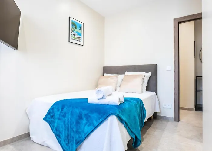 Rare ! Rez-de-jardin 10 Minutes A Pied Du Centre - Rare ! Rez-de-jardin 10 Minutes A Pied Du Centre Mae-2413 *