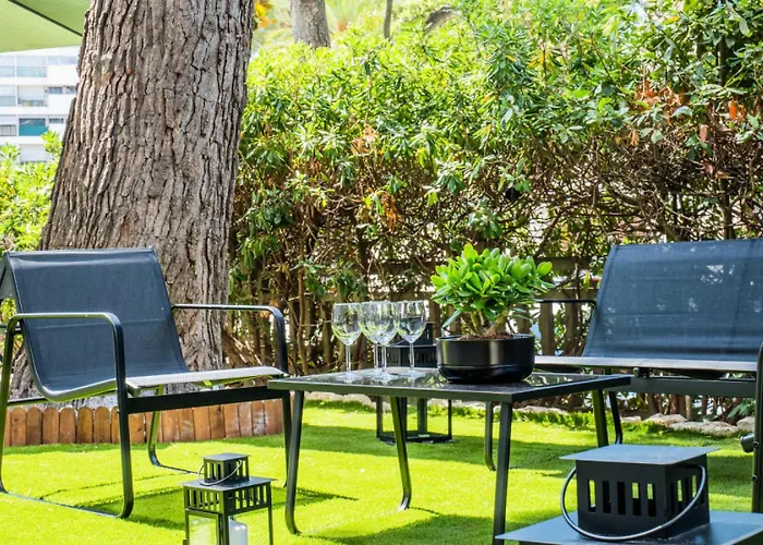 Rare ! Rez-de-jardin 10 Minutes A Pied Du Centre - Rare ! Rez-de-jardin 10 Minutes A Pied Du Centre Mae-2413 *